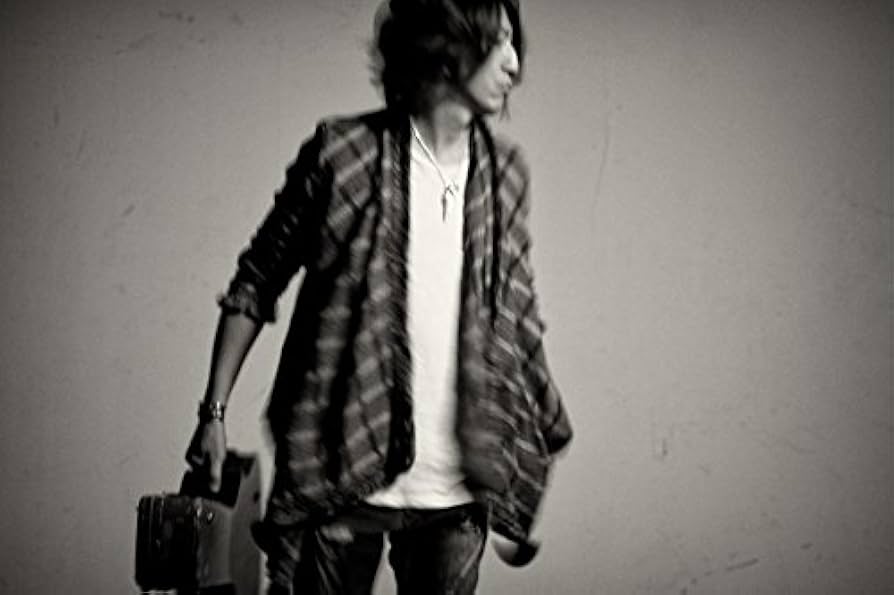 Amazon.co.jp: Journey without a map - TAKURO (DVD付